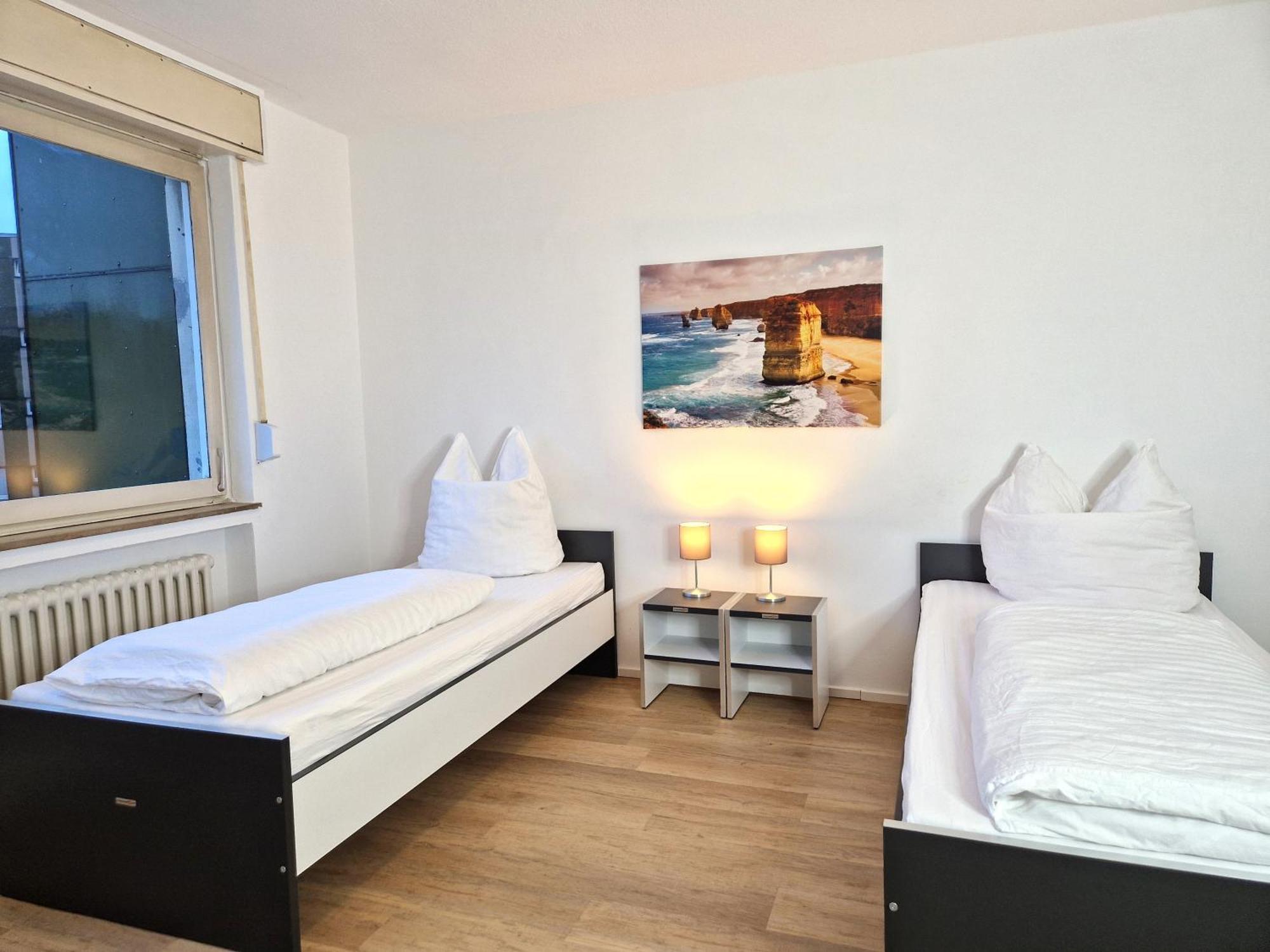 Meribu H1 Wohnung Fuer Monteure Und Arbeiter Gelsenkirchen Luaran gambar